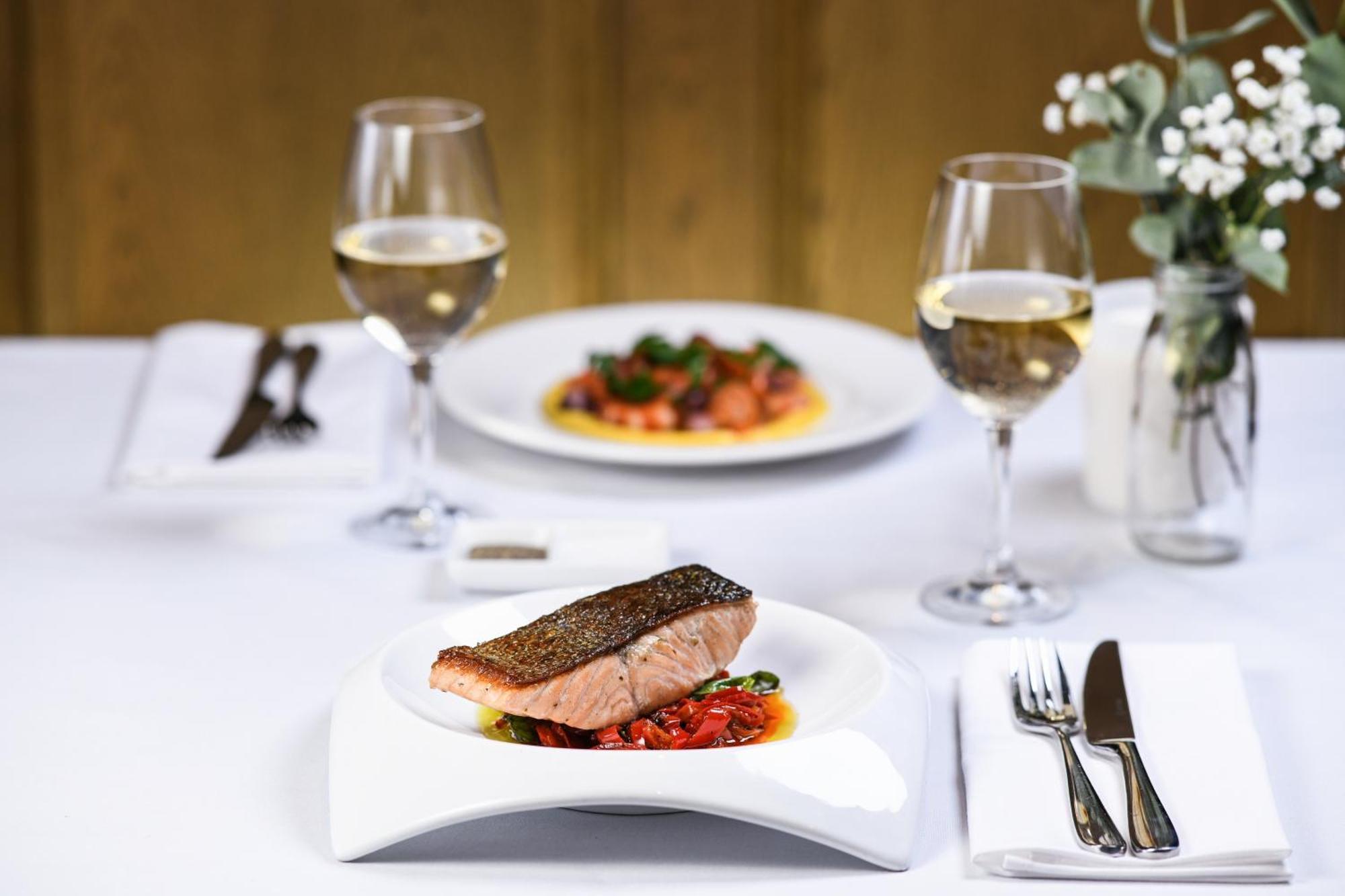 Powerhouse Hotel Tamworth By Rydges Extérieur photo A place setting