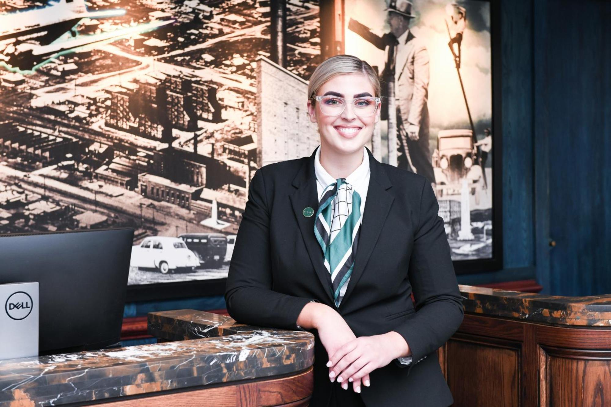Powerhouse Hotel Tamworth By Rydges Extérieur photo A concierge at the Mandarin Oriental, Munich